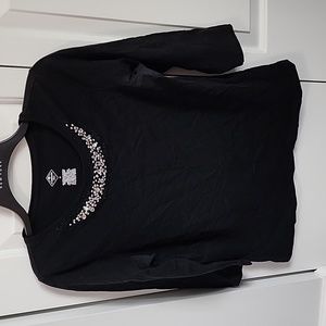 Black 3/4 sleeve shirt with decorative collar